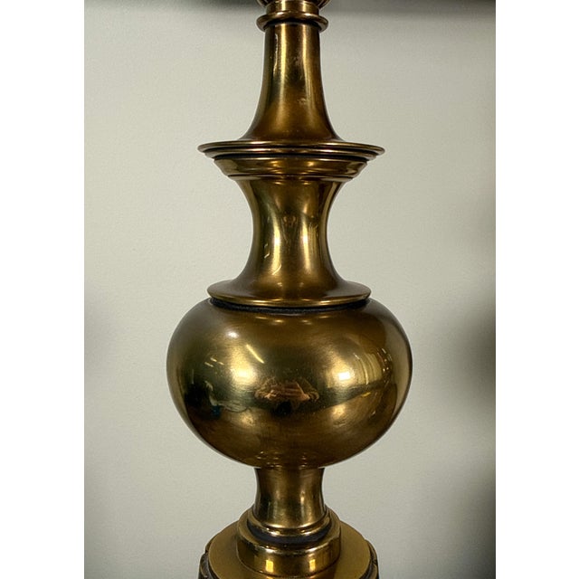 Stiffel Style Hollywood Regency Brass Table Lamps With Greek Key Shades - A Pair For Sale In Providence - Image 6 of 8