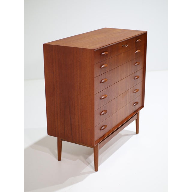 Model 314 Chest of Drawers in Teak by Johannes Sorth for Nexo Møbelfabrik, Denmark, 1960s For Sale - Image 6 of 16