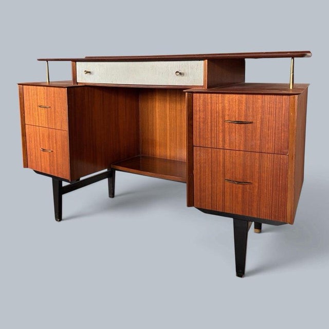 Vintage Floating Top Dressing Table from Lebus, 1950s For Sale - Image 10 of 10