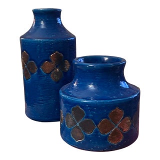 Two Aldo Londi Vases in Rimini Blue With Mettalic Clovers For Sale