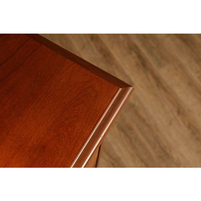 Broyhill Traditional 5 Drawer Tall Chest For Sale - Image 14 of 18