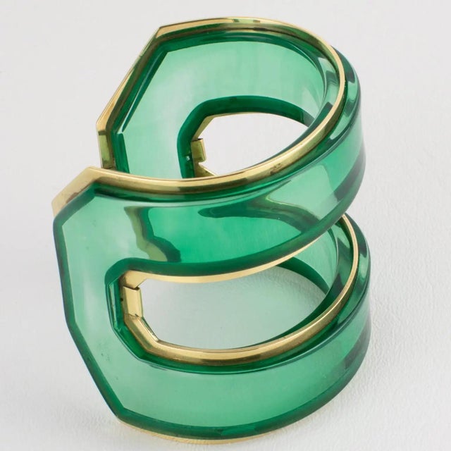 Green Lucite and Brass Cuff Bangle Bracelet For Sale - Image 10 of 16