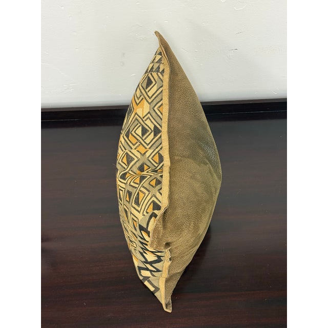 Kuba Cloth Geometric Decorative Pillow. For Sale - Image 4 of 12