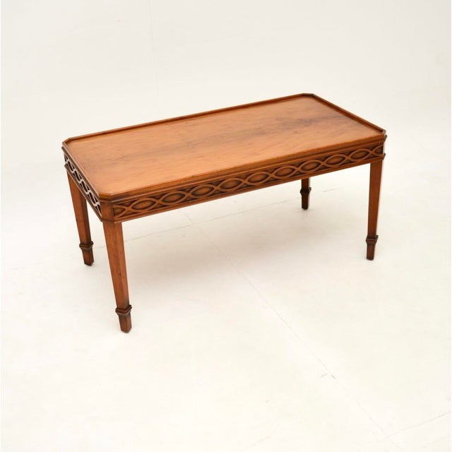 Brown Vintage Georgian Style Coffee Table in Yew Wood, 1950 For Sale - Image 8 of 8