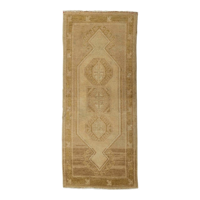 Turkish Mini Rug Oriental Hand Knotted Vintage Rug 1'2" x 3'8" #21175 For Sale