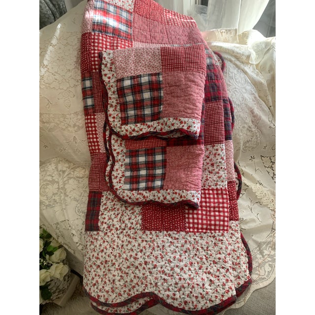 Vintage 1994 patchwork quilt reversible , 68” x 84” , one twin quilt & one standard sham /20” x 26” Red and white...