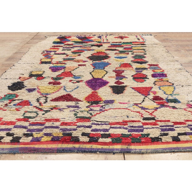 Vintage Azilal Boucherouite Moroccan Rug, 06'00 X 10'08 For Sale - Image 9 of 10