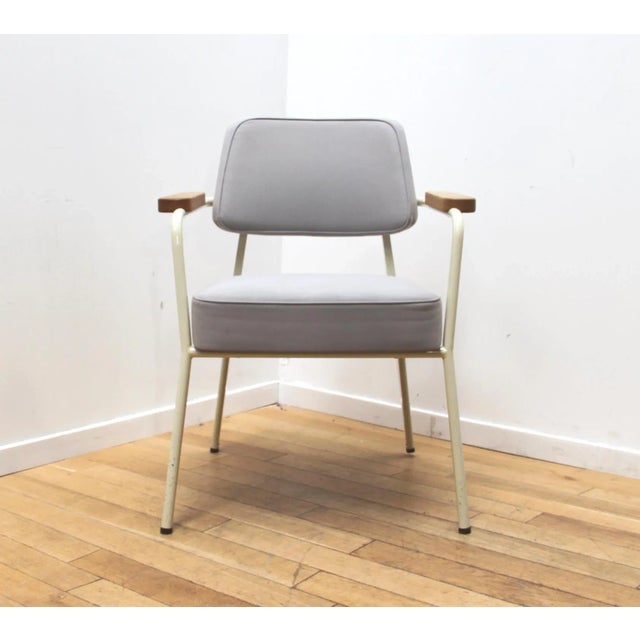 Executive Chair by Jean Prouvé for Vitra For Sale - Image 12 of 13