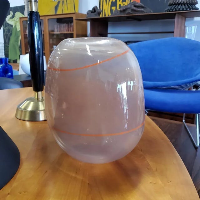 Vintage 1980s Henry Dean Mid-Century Modern Mouthblown Decorative Glass Vessel, Belgium For Sale - Image 9 of 13