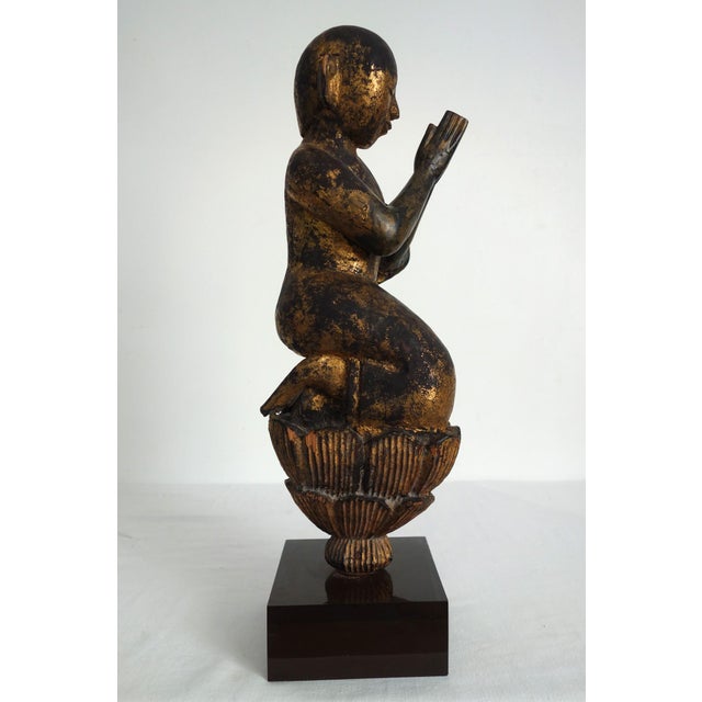 Gold-Lacquered Wooden Statuette of Worshiper in Prayer, Burma, 1920s For Sale - Image 11 of 14