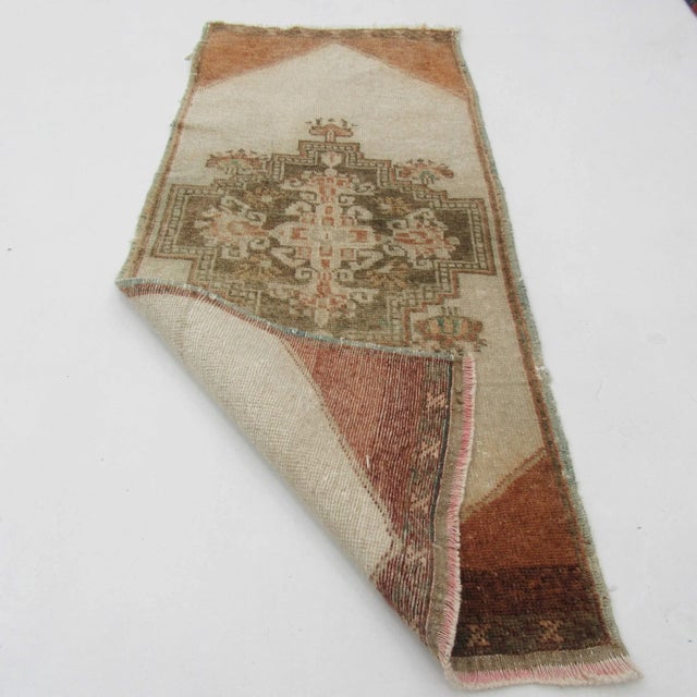 Mid-Century Modern Vintage Mini Kars Rug For Sale - Image 3 of 4