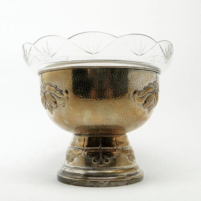 Swedish Art Nouveau Bowl, 1900s, in Good conditions. Designed 1890 to 1919