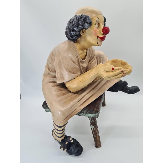 Large Sculpture of a Circus Clown from Jun Asilo, Philippines, 1995 For Sale - Image 4 of 11