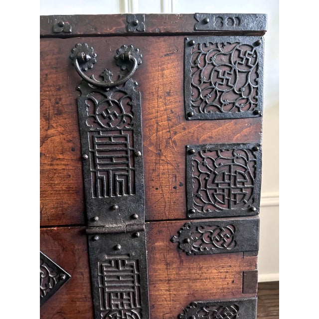 Antique Korean Bandaji Chest Pyongan Do Dynasty For Sale - Image 13 of 14