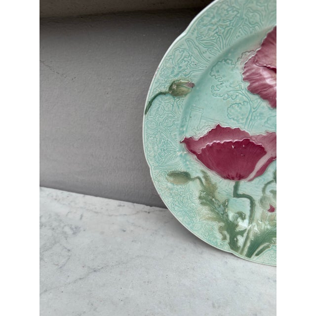 French Provincial Rare Majolica Poppies Keller & Guerin Saint Clement Plate For Sale - Image 3 of 4