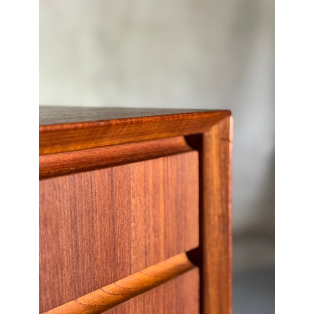 1960s Mid-Century Danish Sideboard Attributed to Knud Nielsen for Løsning Mobelfabrik For Sale - Image 17 of 18