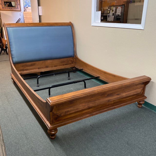 Queen Size Henredon Harden Furniture Sleigh Bed Frame + Silk Headboard