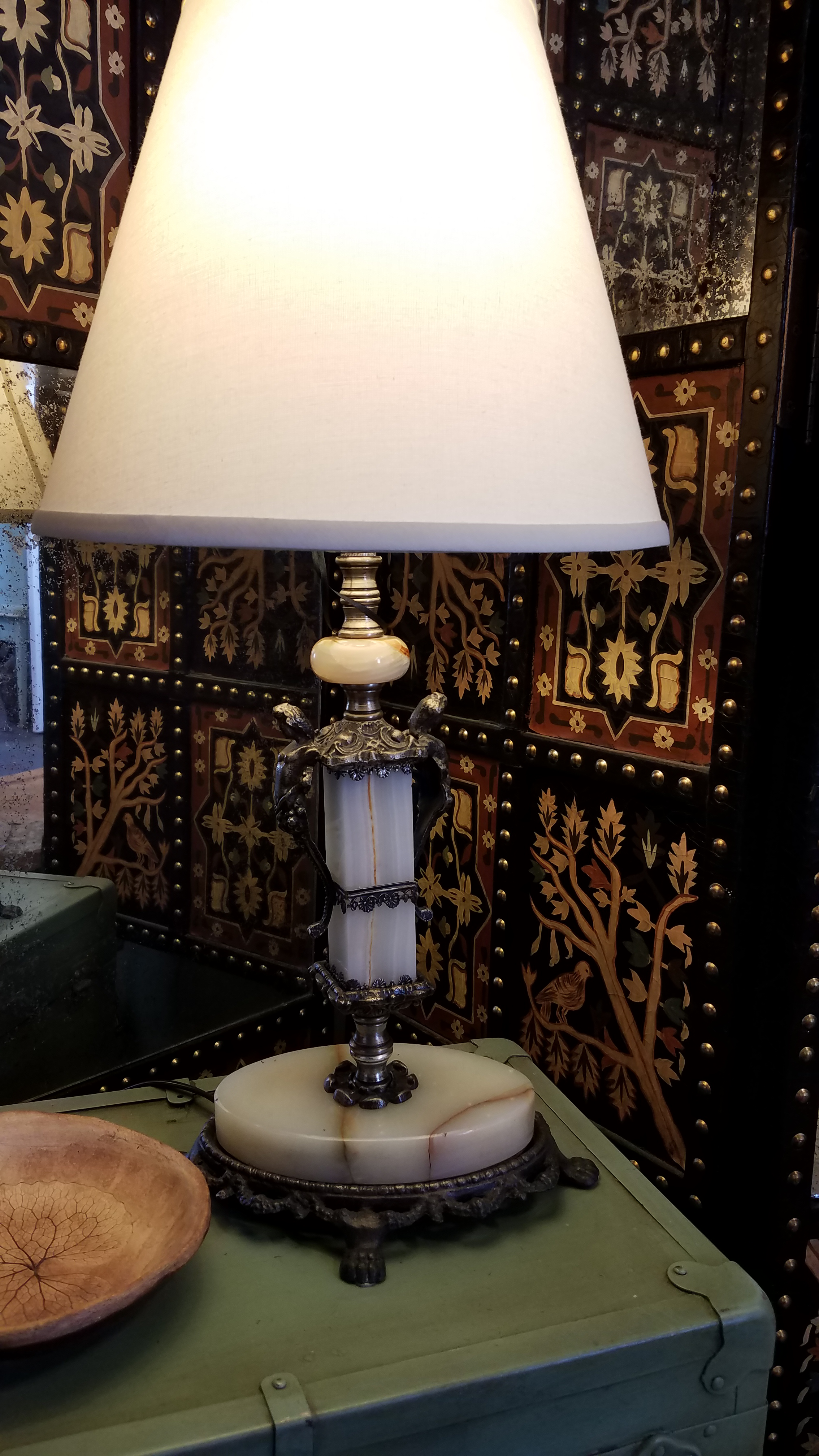 white onyx table lamp
