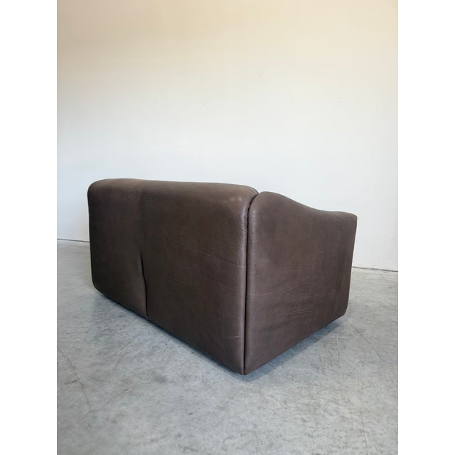 Animal Skin 1970s Swiss De Sede Ds-47 Grey Neck Leather Two Seat Sofa For Sale - Image 7 of 10