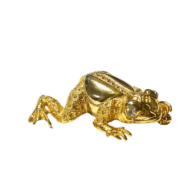 Metal Vintage Gold Tone Diamond Rhinestone Eye Frog Pin. For Sale - Image 7 of 9