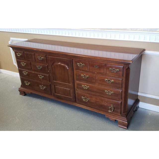 Vintage 1980s Cherry Queen Anne Thomasville Bedroom ...