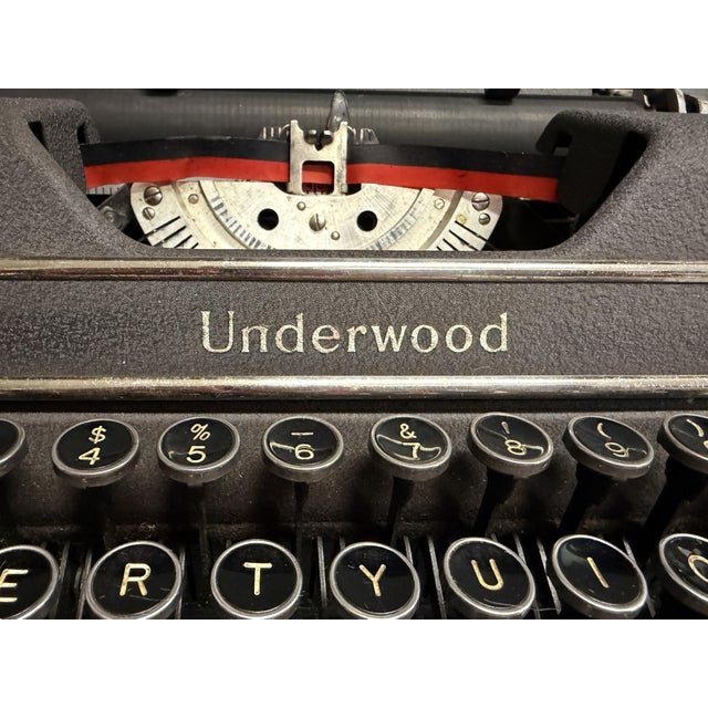 1939 Universal Underwood Typewriter For Sale In Raleigh - Image 6 of 9