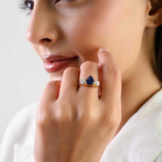 Ink Blue 1.7 Ct Pear Sapphire Diamond Early Art Deco Ring Size 6.5 in 14k Gold For Sale - Image 8 of 14