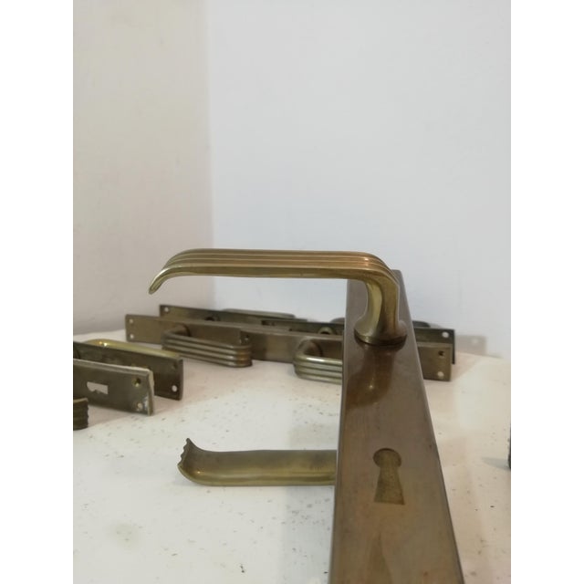 Gio Ponti Brass Door Handles by Gio Ponti for GRP, Italy, 1940s, Set of 5 For Sale - Image 4 of 10