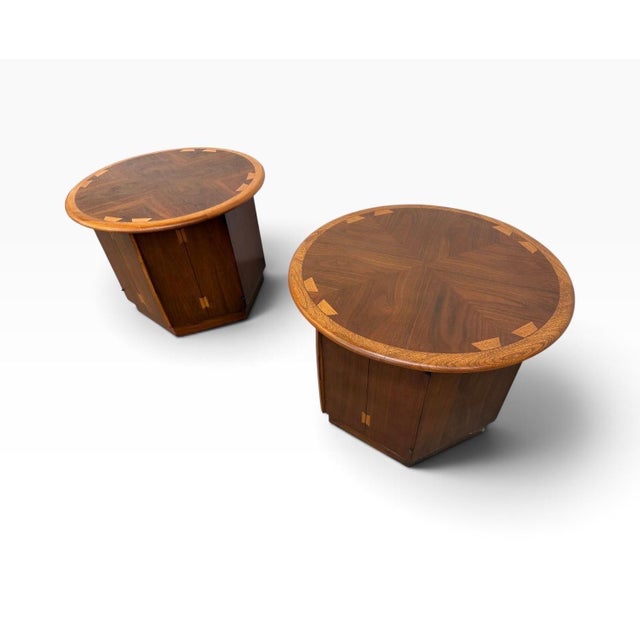 Mid-Century Modern Mid-Century Modern Lane Acclaim Round Walnut Side Tables - Set of 2 - Refinished For Sale - Image 3 of 7