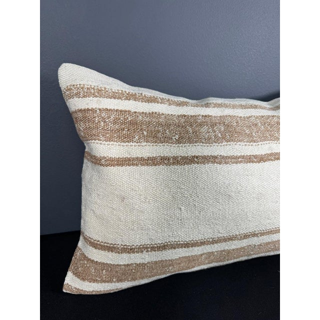 Contemporary Turkish Hemp Pillow Cushion Natural Beige Brown Pillow Cushion Cover 16" x 24" For Sale - Image 3 of 4