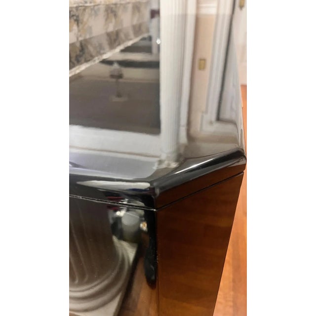 1970s John Widdicomb Black Lacquered Credenza With Brass Hardware For Sale - Image 12 of 14