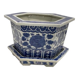 Blue & White Chinoiserie Hexagon Planter For Sale