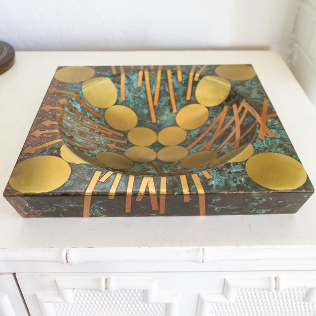 Abstract Postmodern Brutalist Brass Copper and Verdigris Square Sculptural Bowl For Sale - Image 4 of 18