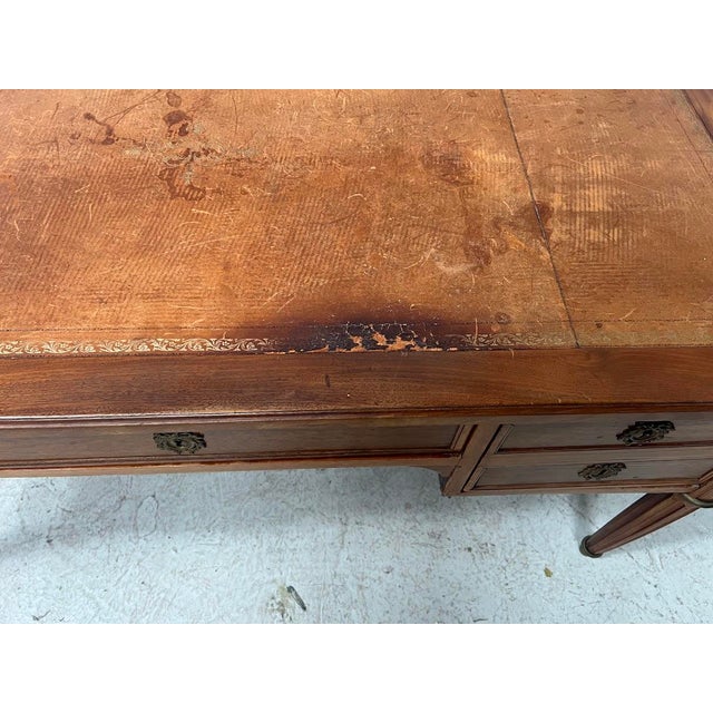 Louis XVI Style Desk in Walnut Wood, 1800s For Sale - Image 14 of 18