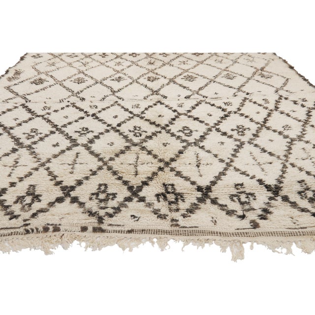 Berber Tribes of Morocco Vintage Beni Ourain Moroccan Rug, 06'07 X 11'07 For Sale - Image 4 of 10