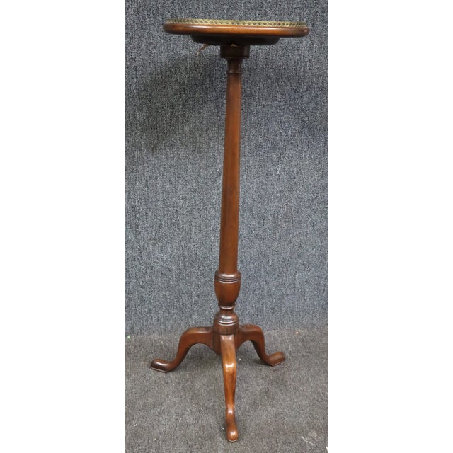 Wood Henkel Harris Mahogany Pedestal For Sale - Image 7 of 7