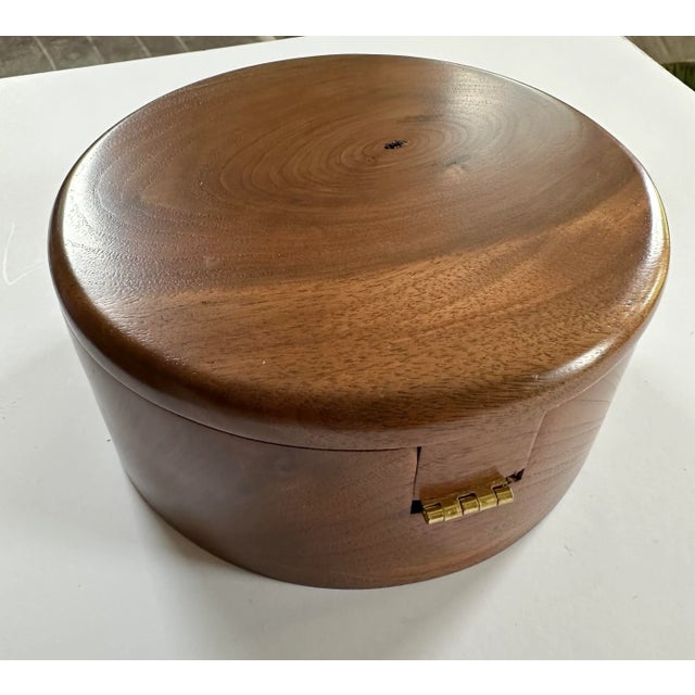 Contemporary Handcrafted Hinged Round Box For Sale - Image 3 of 5