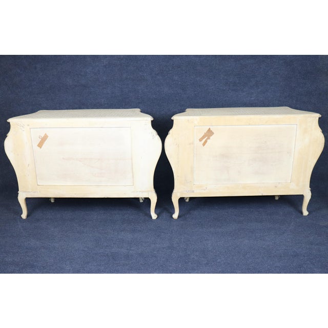 Wood Pair 20th C. Italian Creme Painted 4 Drawer Bombe Commodes For Sale - Image 7 of 15