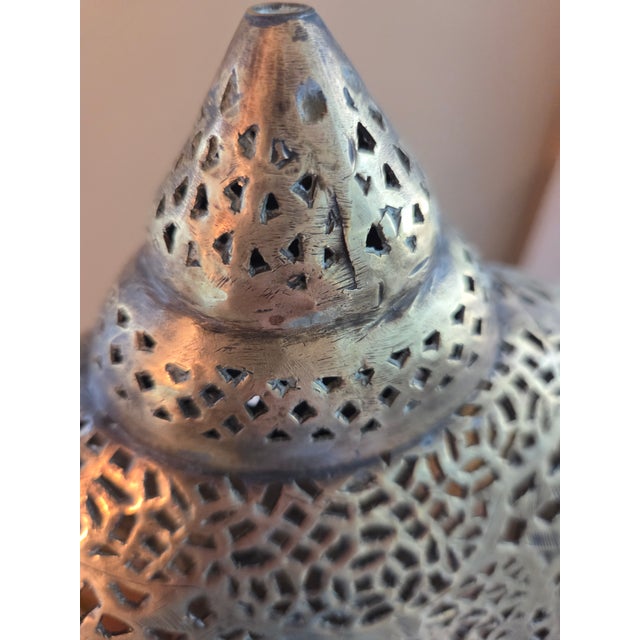 Antique Moorish Moroccan Pierced Brass Table Lamp For Sale - Image 4 of 14