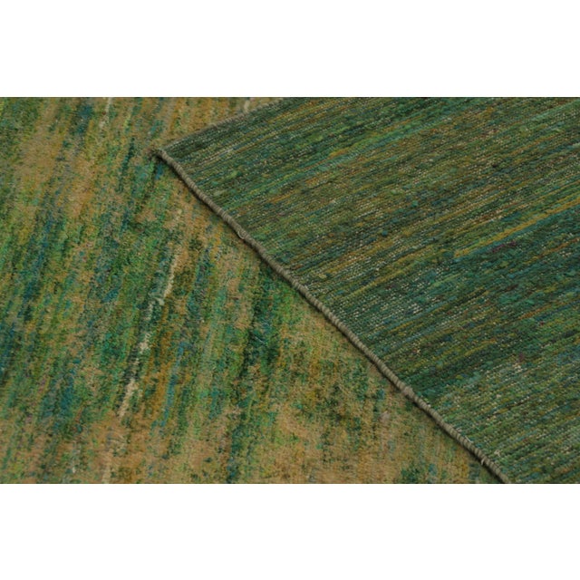Green Rug & Kilim’s Modern Textural Square Rug, Warm Tone-on-Tone Green and Gold For Sale - Image 8 of 8