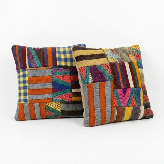 Mid-Century Modern Turkish Wool Kilim Pillow Cover 20'' X 20'' - Set of Two For Sale - Image 3 of 4