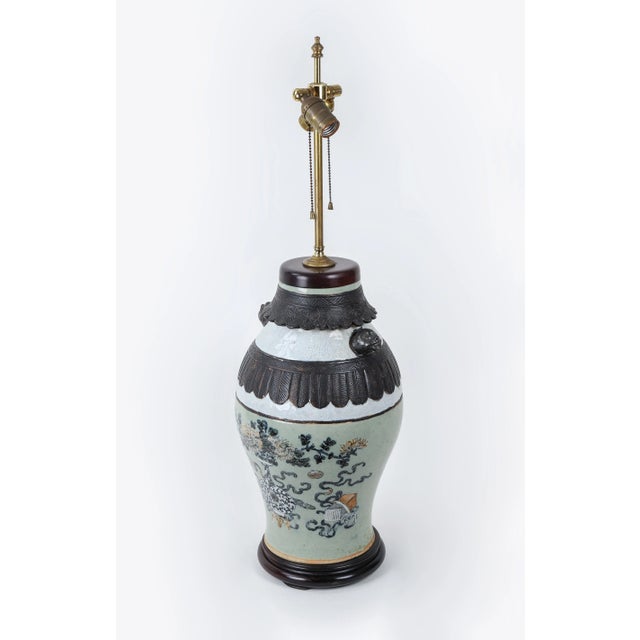 Chinese Mid 19th Century Blue and White Porcelain Vase Double Bulb Pull Switch Table Lamp For Sale - Image 3 of 10