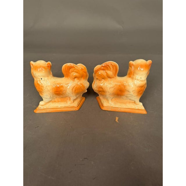 Ceramic Pair of 19th-Century Staffordshire King Charles Spaniels, Circa 1870 For Sale - Image 7 of 12