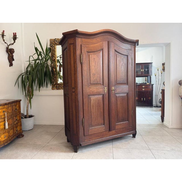 Baroque Hall Cabinet in Oak Wood For Sale - Image 9 of 18