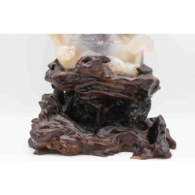 Chinese Carved Agate Guanyin Figure on Custom Stand - Goddess of Compassion For Sale - Image 9 of 9