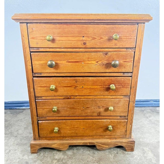 Rustic Early 20th-Century Pine Chest of Drawers With Original Brass Knobs For Sale - Image 3 of 10
