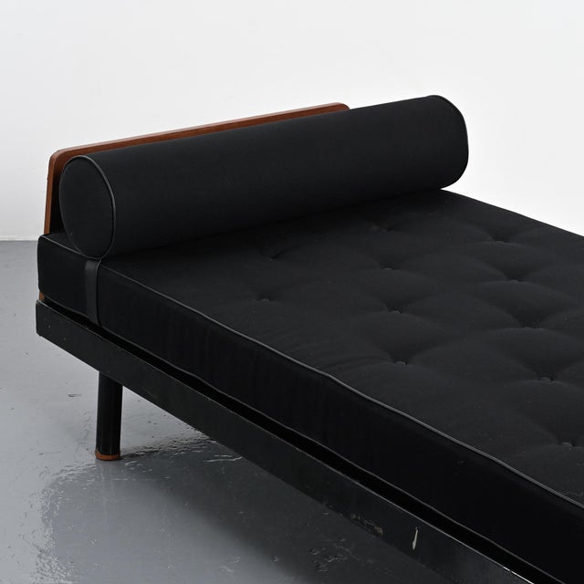 Scal Bed by Jean Prouvé for Steph Simon, 1960s For Sale - Image 10 of 15