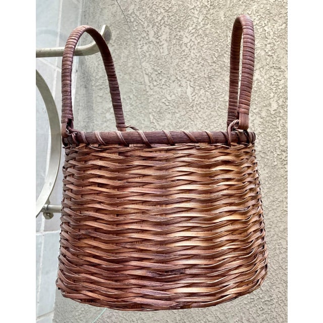 Mid 20th-Century Handwoven Rattan Twining Weave Round Market Basket For Sale - Image 4 of 13