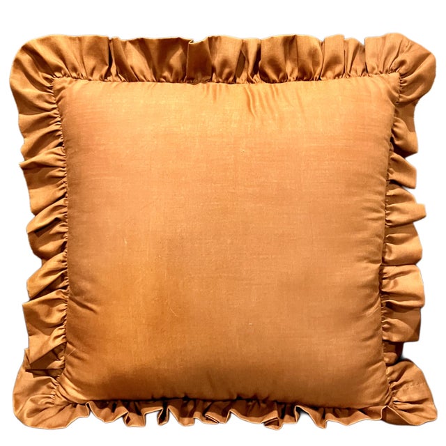 Set of Three Unique Vintage Handmade American "Log Cabin" Quilt Pattern With Floral Fabrics and Ruffled Edges Throw Pillows For Sale In Milwaukee - Image 6 of 8