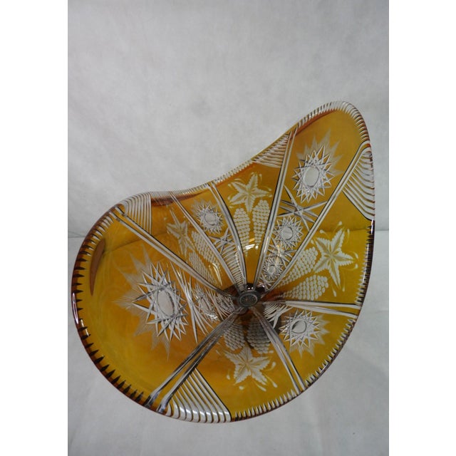 Beautiful centerpiece in amber-colored Bohemian crystal. Hand-carved on a silver base.